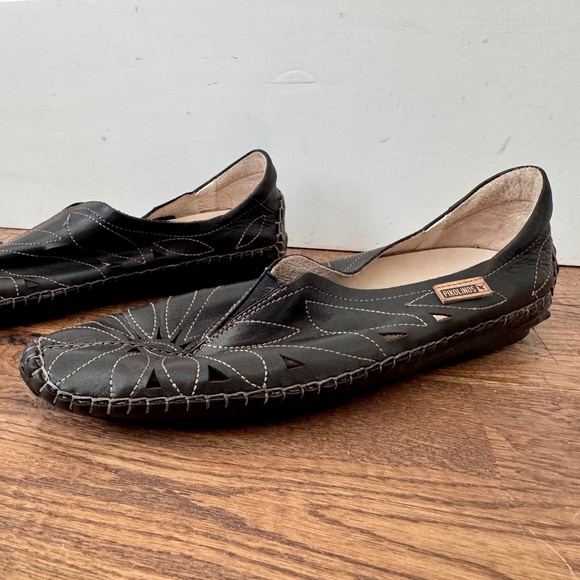 Pikolinos Jerez 578-7399 Black Leather Loafers Shoes Cutouts Women's Size 8 8.5 - Picture 2 of 9